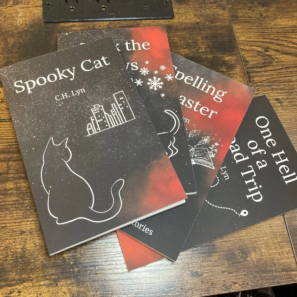 Spooky Cat Complete Book Series CH‎ Lyn NEW & Signed by Author